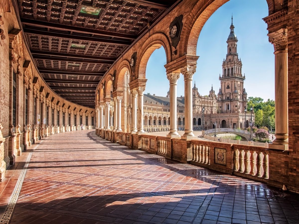 sevilla-spain-ss-2367421973-ext-Groot